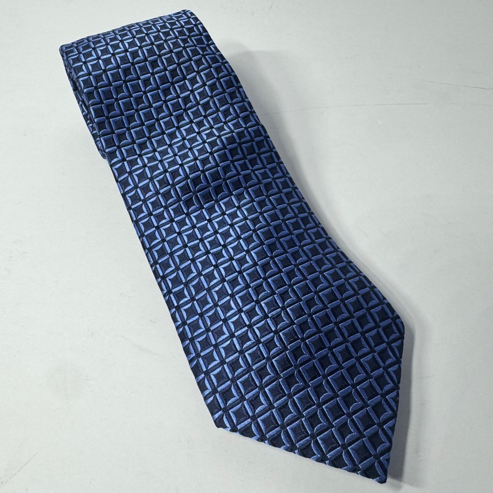 Stafford‎ Tailored Culture Men's Blue Geometric Square 100% Silk Necktie Tie EUC